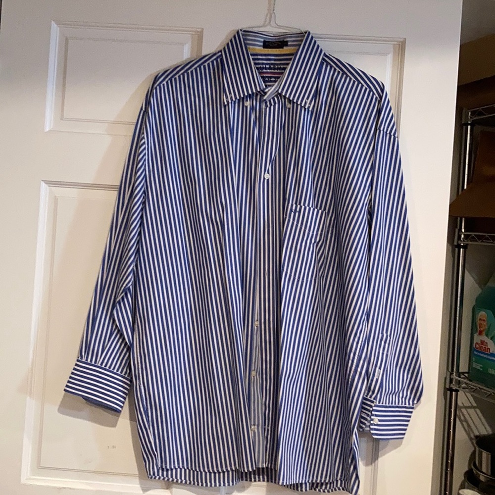 Long Sleeve Stripped Dress Shirt